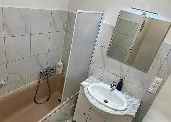 Апартаменты Spacieux Frontalier 150m Uckange